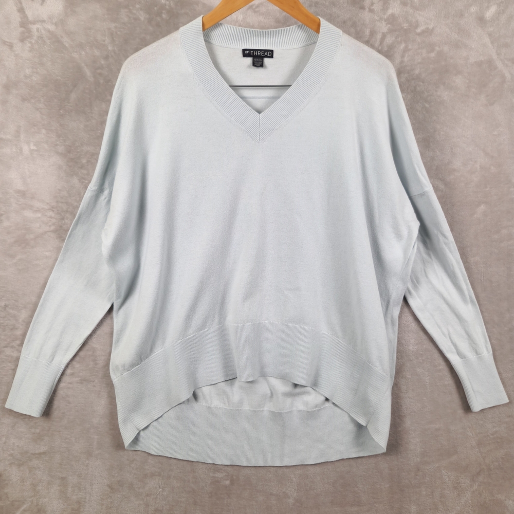 en THREAD Sweater Size S